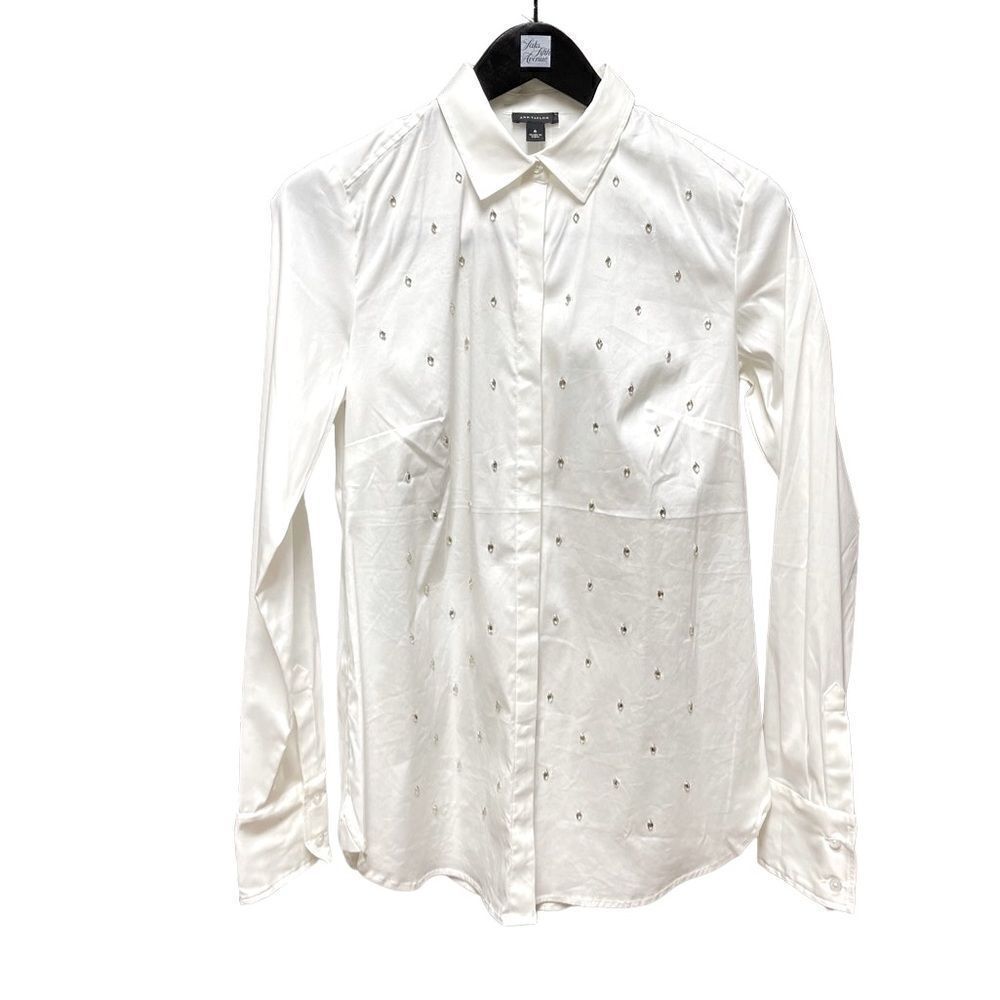 🌟70% OFF🌟 Ann Taylor White Dress Shirt with Beads